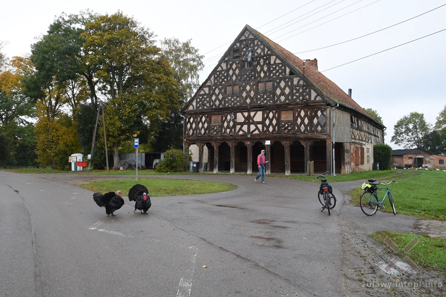 Dom podcieniowy w Kleciu