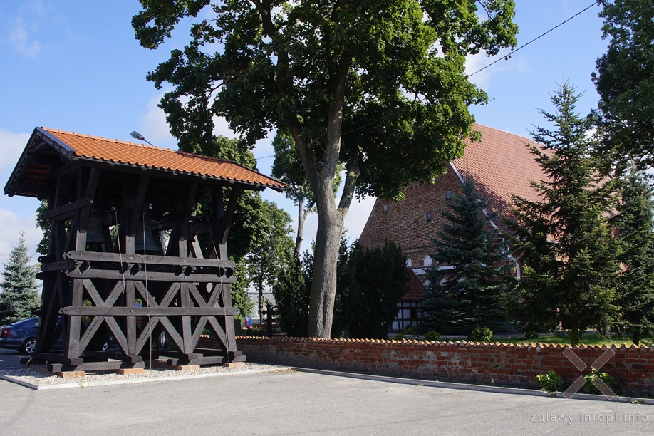 Kościół i dzwonnica w Krzyżanowie