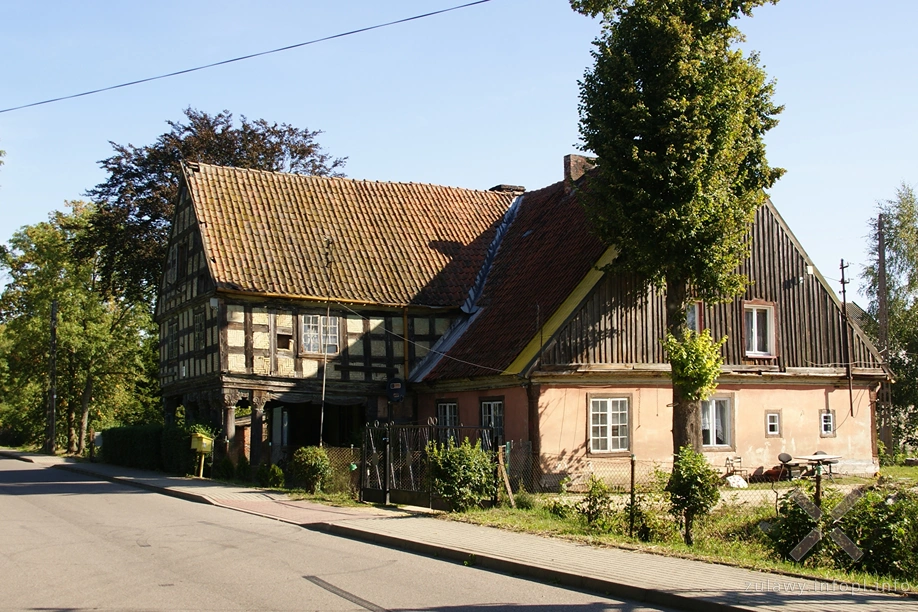 Dom podcieniowy w Bystrzu