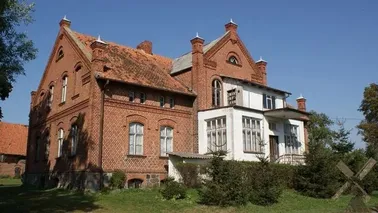 Murowany dom w Myszewku