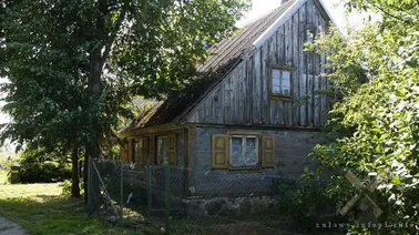 Drewniany dom w Żurawcu