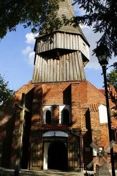 Gotycki kościół pw. Matki Bożej Wniebowzięcia w Kończewicach