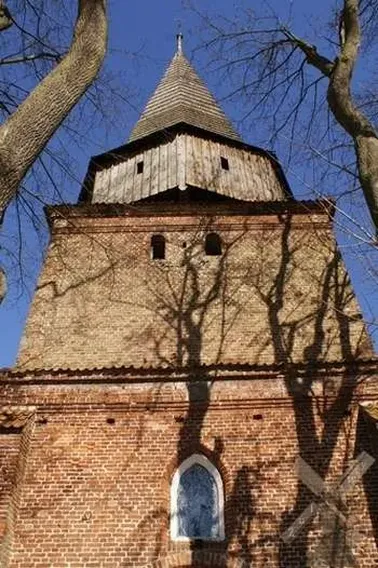 Gotycki kościół katolicki pw. św. Elżbiety Węgierskiej w Lubieszewie