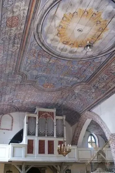 Prospekt organowy i XVIII-wieczne polichromie kościoła w Mątowach Wielkich