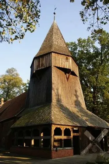 Gotycki kościół z sobotami pw. św. Jadwigi Królowej w Kmiecinie