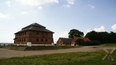 Budynki gospodarcze w Lasowicach Wielkich Agro Lawi (2013)