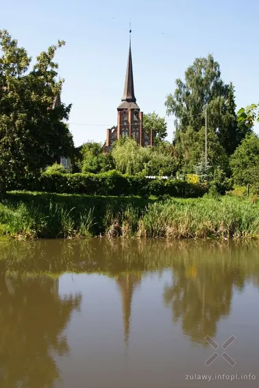 Gotycki kościół w Osicach