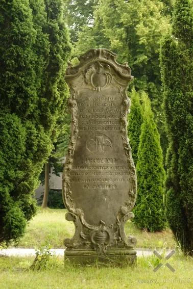 Rokokowa stela w Sobieszewie