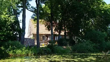 Żuławski dom nad Tugą.