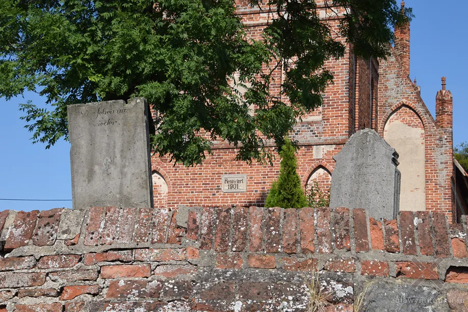 Stele w Przezmarku