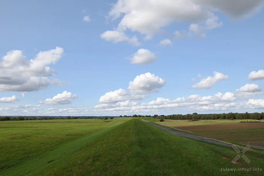 Widok z wału Wisły w Piekle