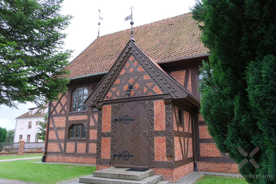 Kościół pw. bł. Doroty z Mątów w Elblągu- przedsionek od strony północnej- rekonstrukcja 1983 r. Kościół pw. bł. Doroty z Mątów w Elblągu- przedsionek od strony północnej- rekonstrukcja 1983 r.